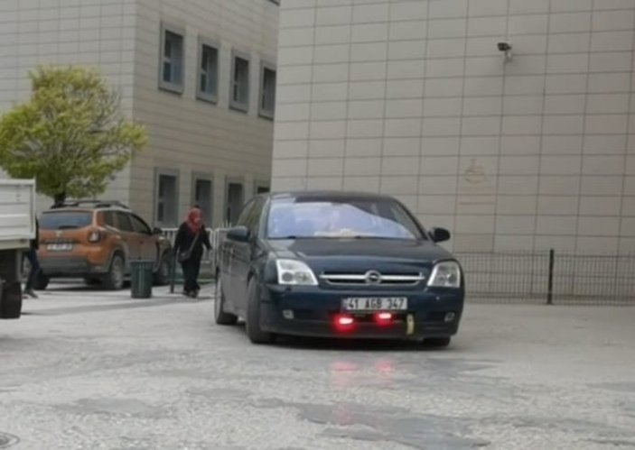 Bursa'da hastaneye çakarla giren sürücüye para cezası