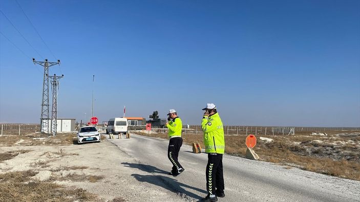 Konya'da askeri eğitim uçağı düştü