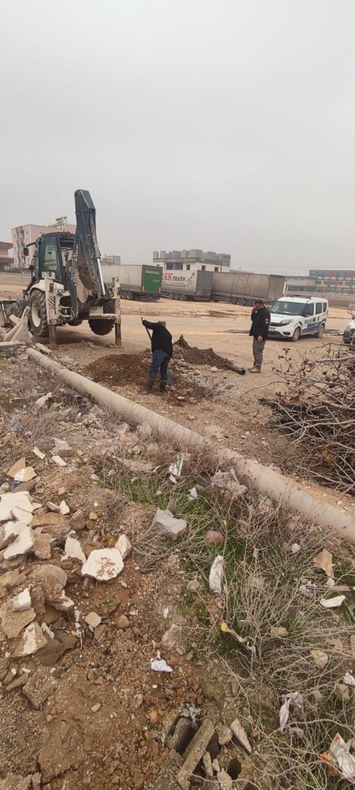 Gaziantep'te, terör saldırısının izleri temizleniyor