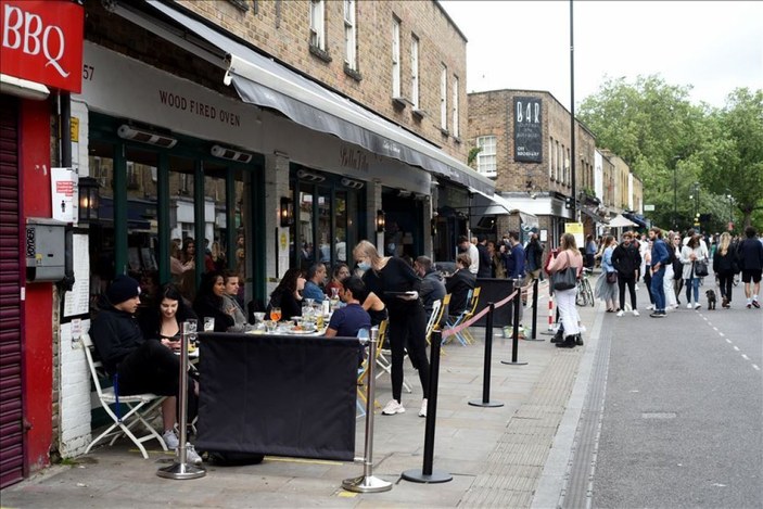 İngiltere'de restoran iflasları yüzde 60 arttı