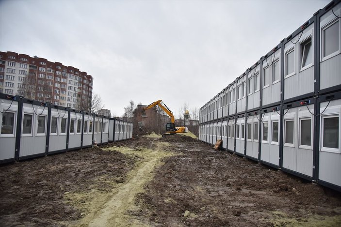 Ukrayna'nın en büyük mülteci yerleşkesi inşa ediliyor