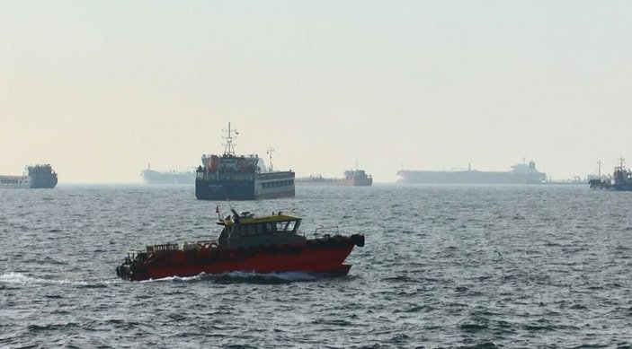 Boğaz'da bekleyen gemilere yönelik: Riski üzerimize almamız söz konusu değil