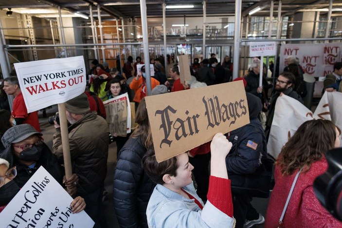New York Times çalışanlarından 40 yıl sonra 24 saatlik grev