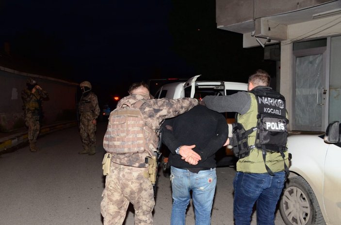 Kocaeli'de Kökünü Kurutma Operasyonu'nda 157 şüpheli tutuklandı