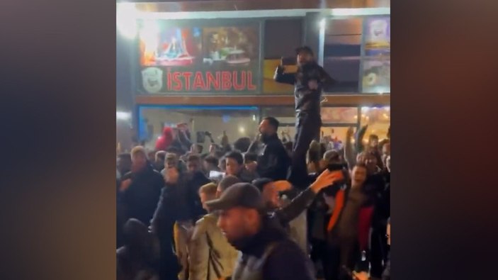 Faslılar, Taksim ve Esenyurt'ta Portekiz galibiyetini kutladı