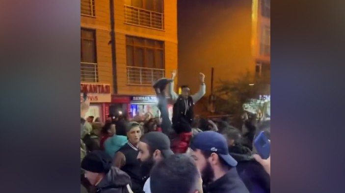 Faslılar, Taksim ve Esenyurt'ta Portekiz galibiyetini kutladı