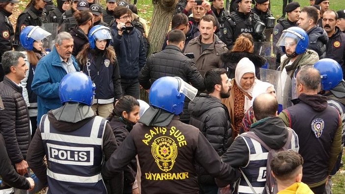 Diyarbakır'da HDP'li vekille polis arasında tartışma çıktı