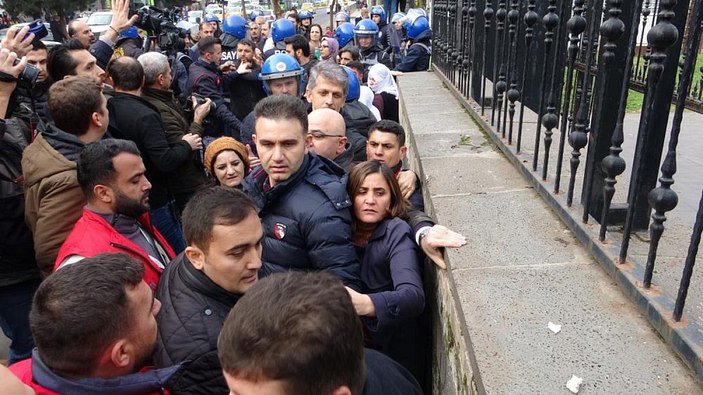 Diyarbakır'da HDP'li vekille polis arasında tartışma çıktı