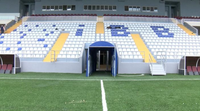 d Halit Kıvanç'ın adı stada verildi