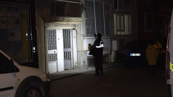 i Denizli'de bir çocuk annesi kadın, evinde ölü bulundu