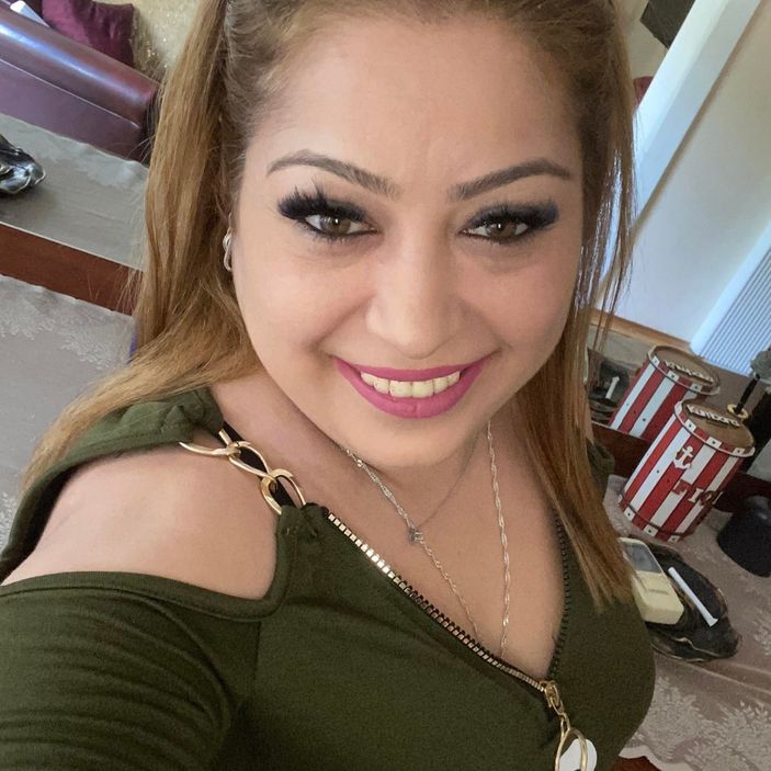 i Denizli'de bir çocuk annesi kadın, evinde ölü bulundu