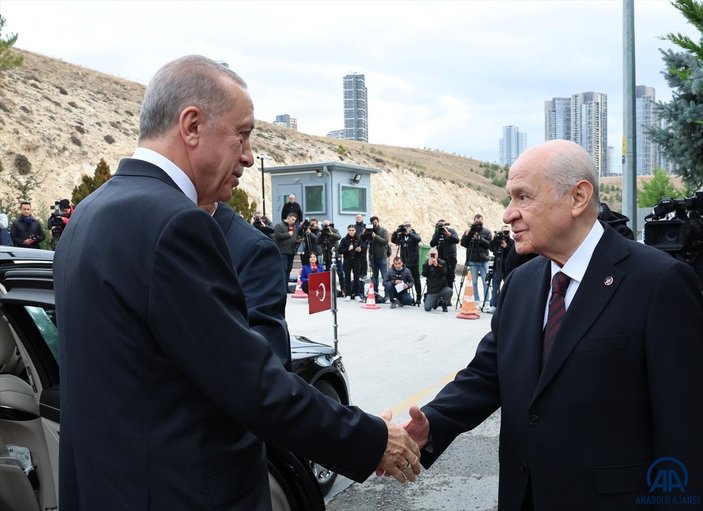 Cumhurbaşkanı Erdoğan, Devlet Bahçeli'yi ziyaret etti