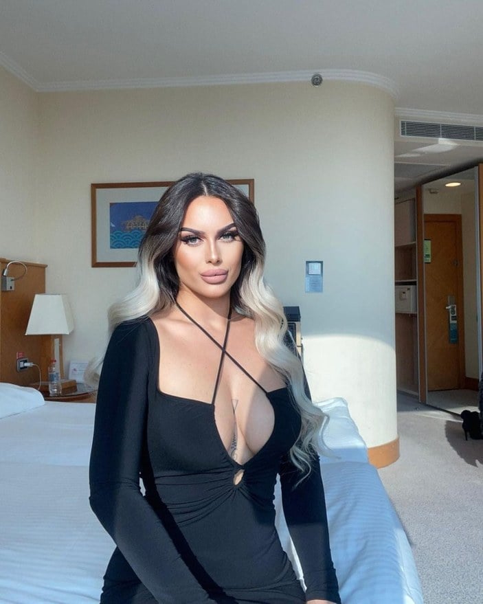 Kısmetse Olur'un Yaren'i göğüs dekolteli pozlarıyla Instagram'ı salladı! 'Hangi halin gerçek'