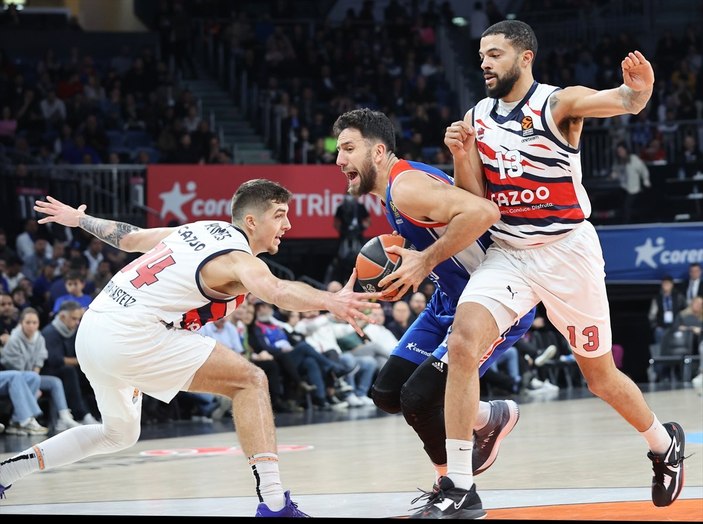 Anadolu Efes, Baskonia'ya mağlup oldu