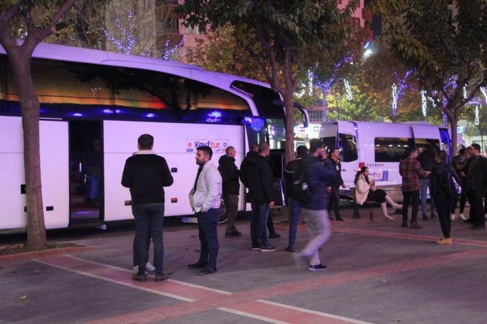 Batmanlılar uygun telefon için Gürcistan'a götürülüyor