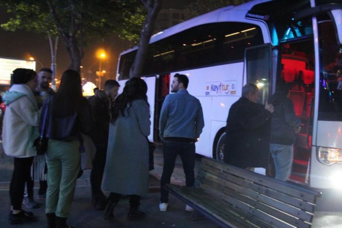 Batmanlılar uygun telefon için Gürcistan'a götürülüyor