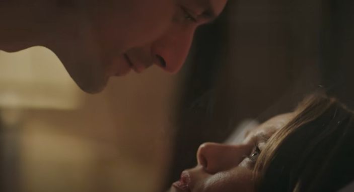 Camdaki Kız 62. bölüm fragmanı yayınlandı! Konağa geri dönen Nalan, Sedat'la birlikte oluyor!