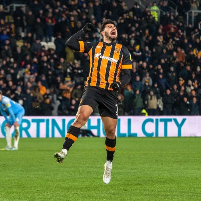 Hull City, Ozan Tufan'ın golüyle 1 puanı aldı