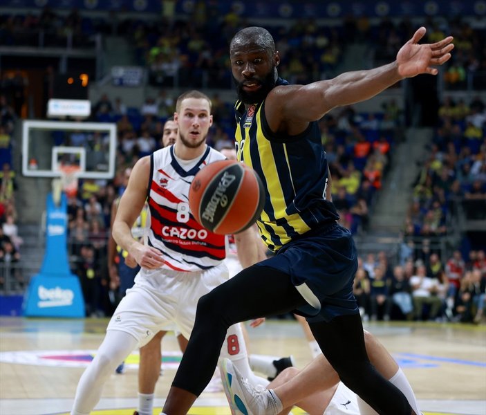 Fenerbahçe, Baskonia'ya mağlup oldu