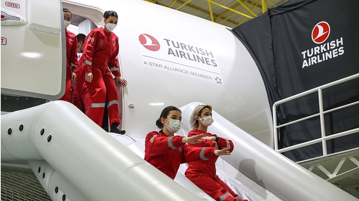 THY, 2023 yılında kabin memuru ve pilot alımı yapacak