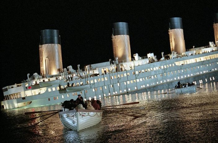 Titanik’in yönetmeni yıllar sonra açıkladı: Ölmesi gerekiyordu