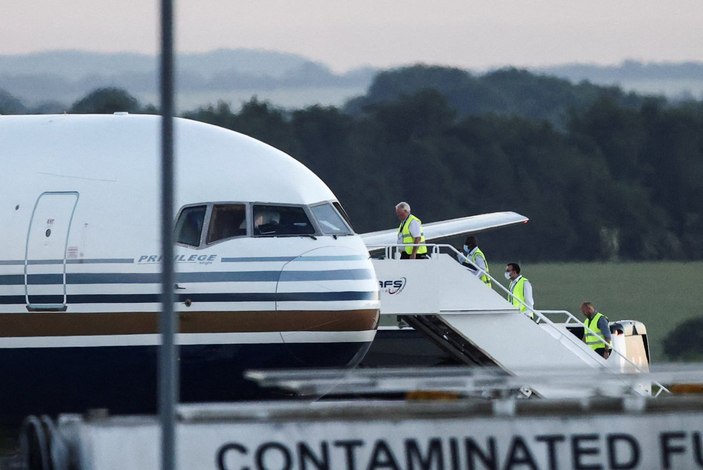 İngiltere Yüksek Mahkemesi: Göçmenlerin Ruanda'ya gönderilmesi yasal