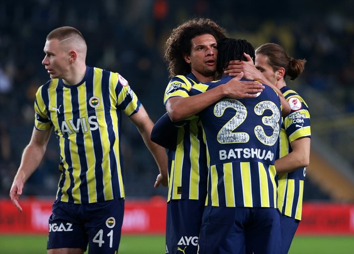 Fenerbahçe, üç golle turladı