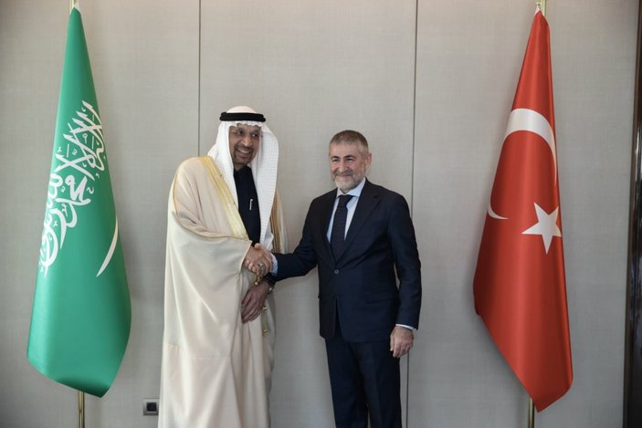 Nureddin Nebati, Suudi Arabistan Yatırım Bakanı el-Falih ile görüştü