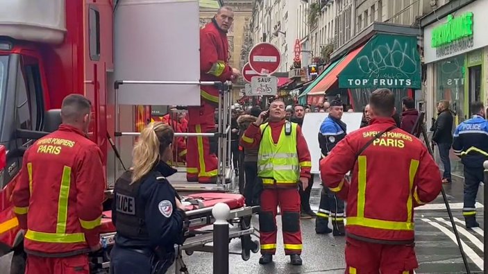 Paris'te silahlı saldırı: Ölü ve yaralılar var