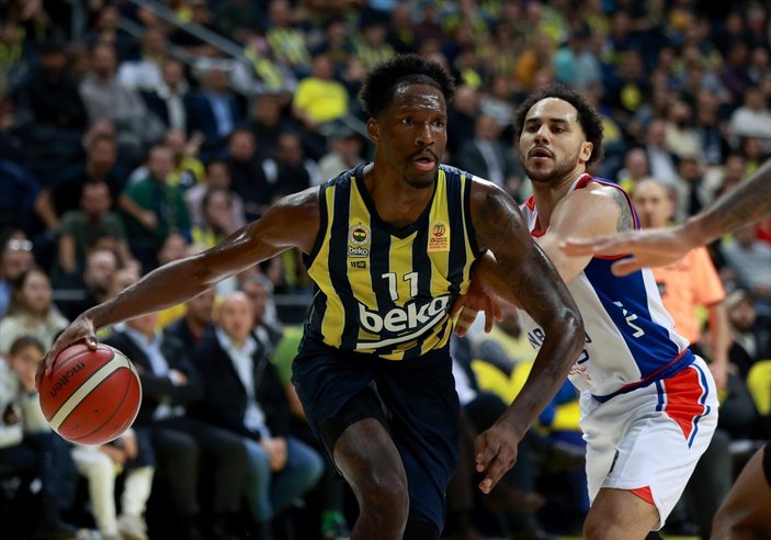 Fenerbahçe, Anadolu Efes karşısında uzatmada kazandı
