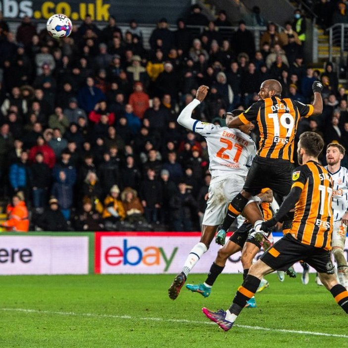 Hull City, Blackpool ile berabere kaldı