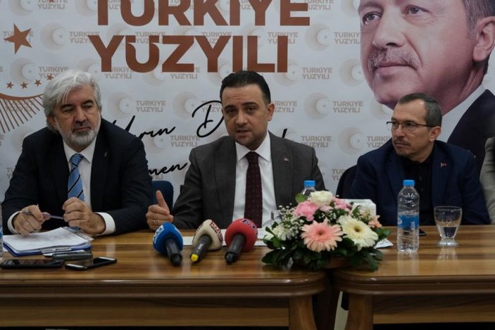 AK Partili Murat Baybatur anket sonuçlarını paylaştı