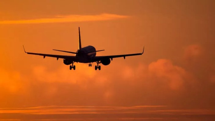 ABD'li yolcu kalp krizi geçirdi, THY uçağı acil iniş yaptı