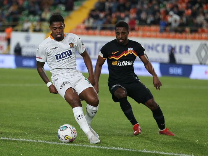 a Alanyaspor, evinde kazandı