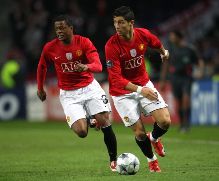 r Patrice Evra'dan Cristiano Ronaldo'ya destek