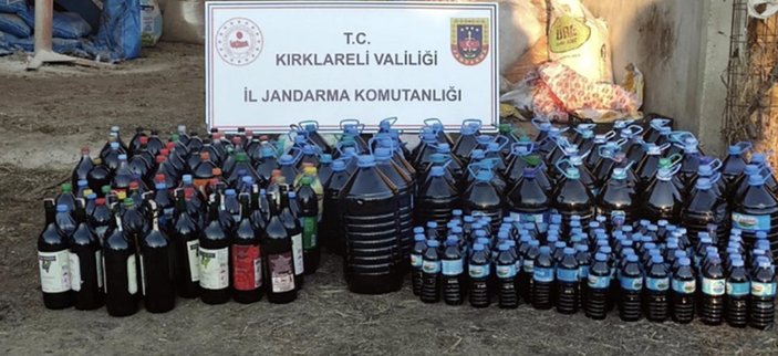 Kırklareli'nde yılbaşı öncesi 5 bin 745 litre sahte içki bulundu