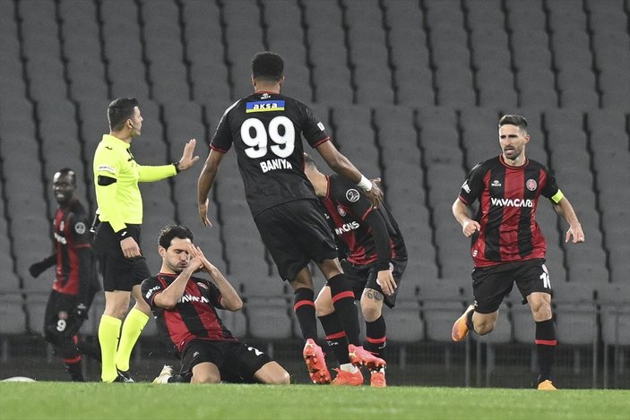 Fatih Karagümrük, Trabzonspor'u farklı geçti