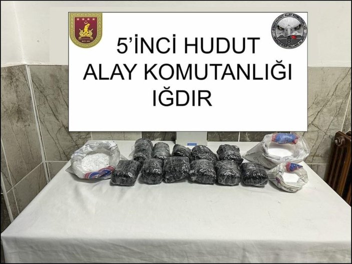 Hudut birlikleri 12.000 gram metamfetamin yakaladı 