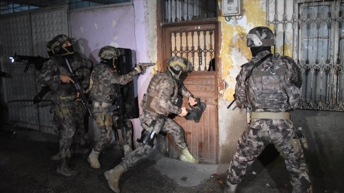 İstanbul'da DEAŞ, HTŞ ve El Kaide'ye operasyon düzenlendi