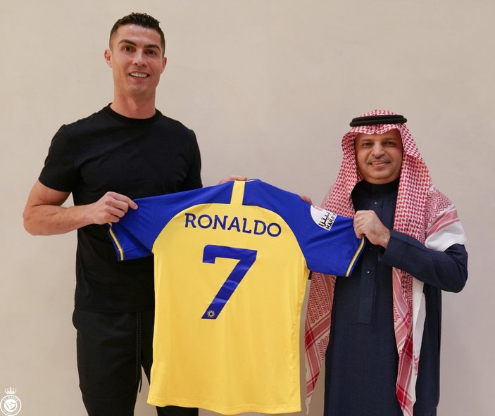 Cristiano Ronaldo'nun Al- Nassr'a transferi gerçekleşti