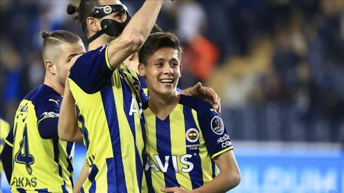 UEFA, Arda Güler'i yıldız adayları arasında gösterdi