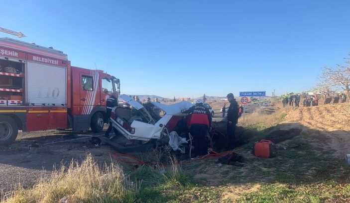 Şanlıurfa'da kaza: Anne baba ve evlatları can verdi