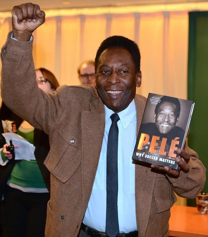 Mevlüt Çavuşoğlu, Pele'nin cenaze törenine katılacak