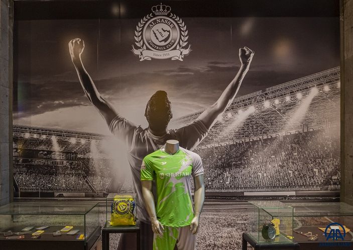 Cristiano Ronaldo'nun formaları satışa çıktı