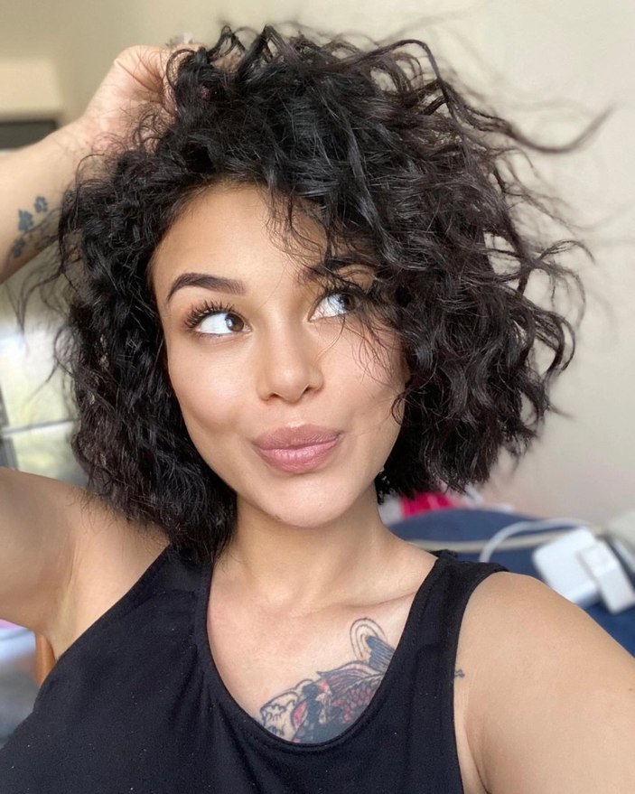 Doya Doya Moda Özlem Salafzoun kimdir? Yeni yarışmacı Özlem'in hayatı!