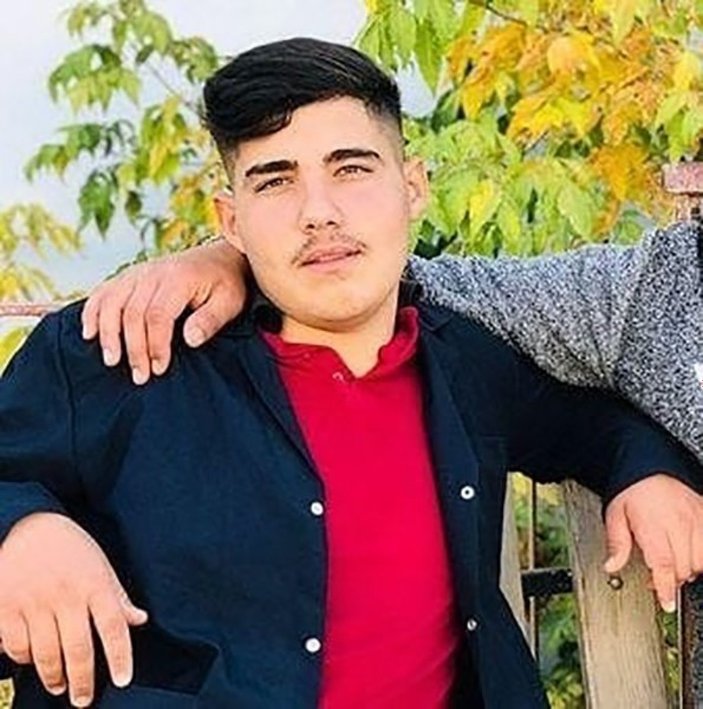 Elazığ'daki liselilerin bıçaklı kavgasında 1 genç öldü