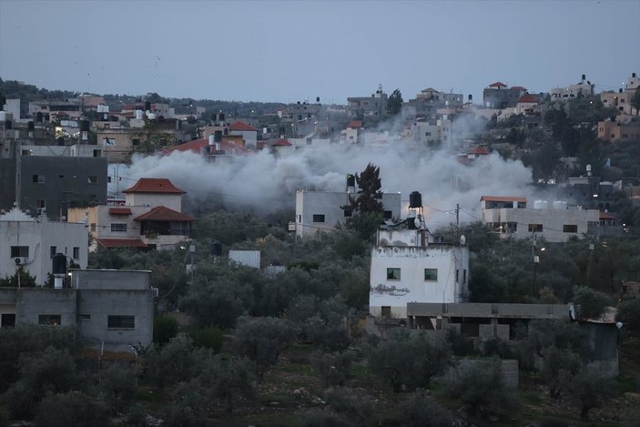 İsrail, Batı Şeria'da Filistinlilerin evlerini yıktı