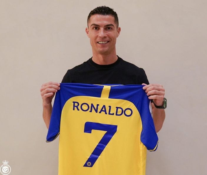 Cristiano Ronaldo'dan Al Nassr taraftarına mesaj