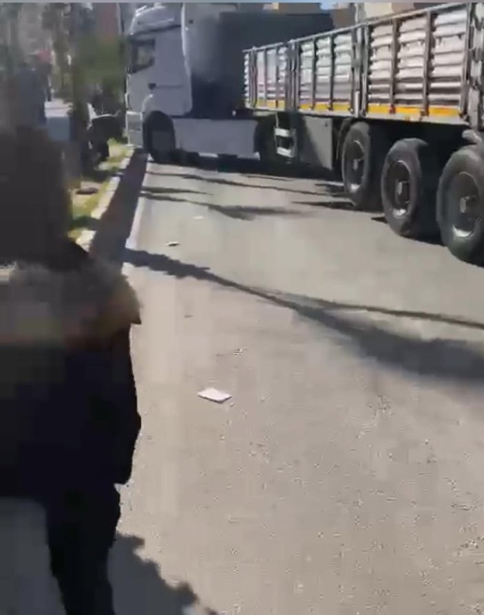 Adana'da yol verme kavgasında mininüs şoförü öldü 