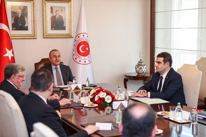 Mevlüt Çavuşoğlu, Suriyeli muhaliflerle görüştü